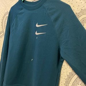 blue Nike crew neck